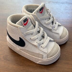 Nike Blazer Mid '77
toddler